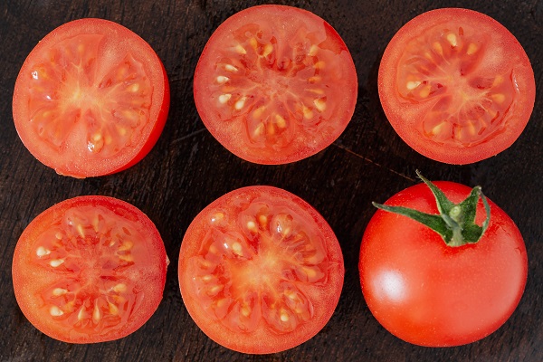 tomate para el cerebro