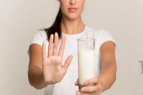 Explorando las Alternativas a la Leche de Vaca Razones y Beneficios